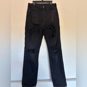 American Eagle high waisted ripped baggy jeans. Size 4. Black.